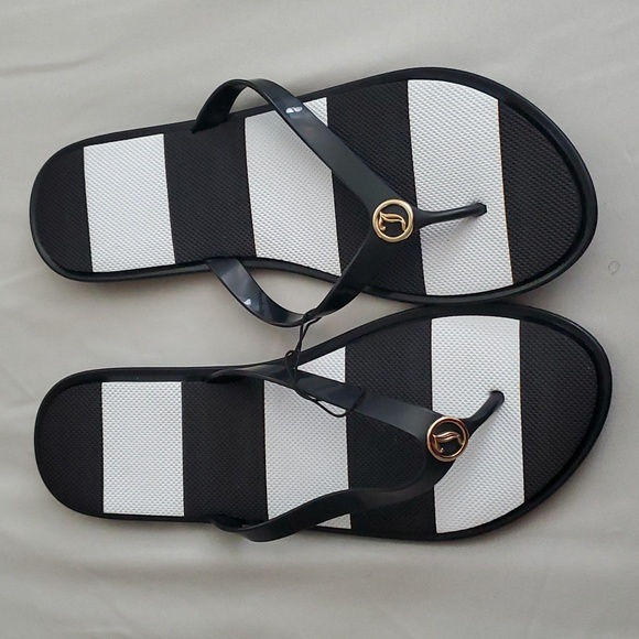 New Juicy Couture Flip Flops SIZE XL (11) - Picture 3 of 4